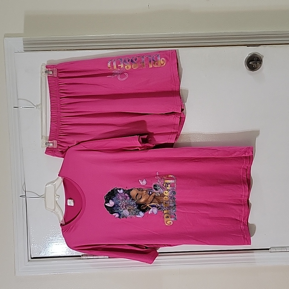 Tshirt and shorts pink blessed set